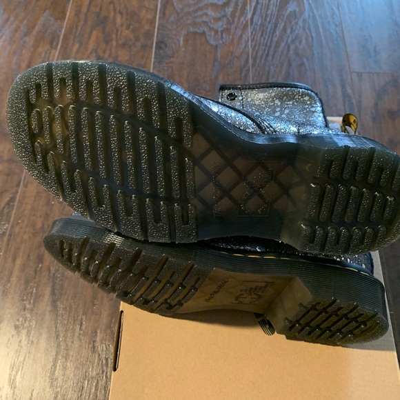 COPY - NEW-1460 METALLIC SPLATTER SUEDE LACE UP BOOTS Size 7 - Picture 9 of 11